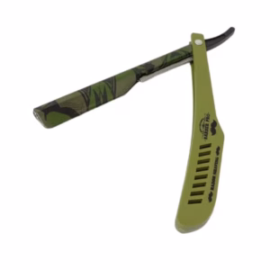 Navaja barbera Barber Pro con diseño de camuflaje militar verde y café abierta, mostrando su brazo porta-hojas de acero.
