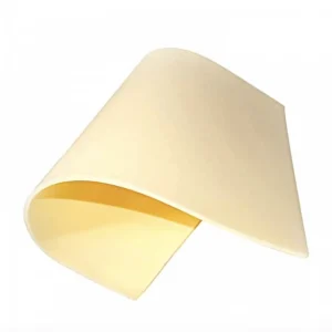 Piel sintética A4, elasticidad y resistencia.