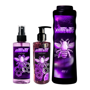 Trío de productos Authentic Mulberry: After Shave, Shaving Gel y Talco en envases elegantes con etiquetas moradas.